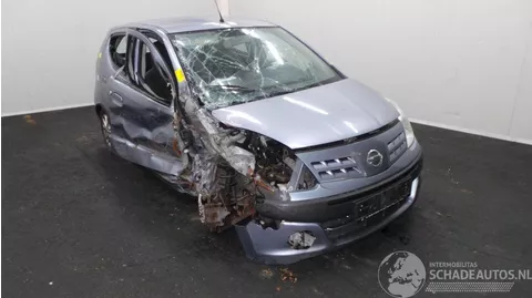 Nissan Pixo