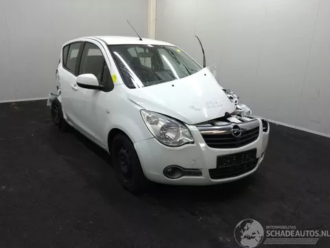 Opel Agila
