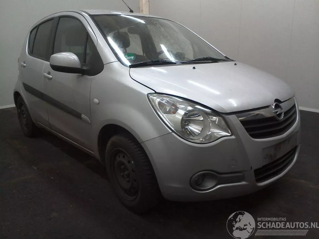 Opel Agila