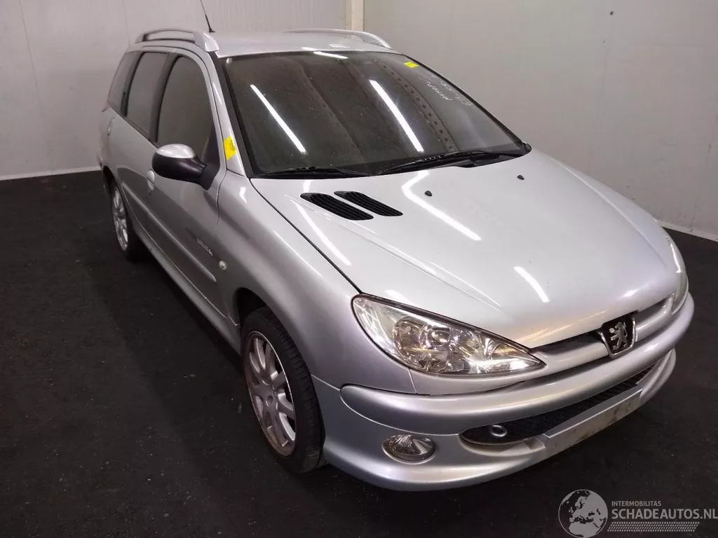 Peugeot 206