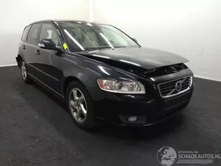 Volvo V50 V-50
