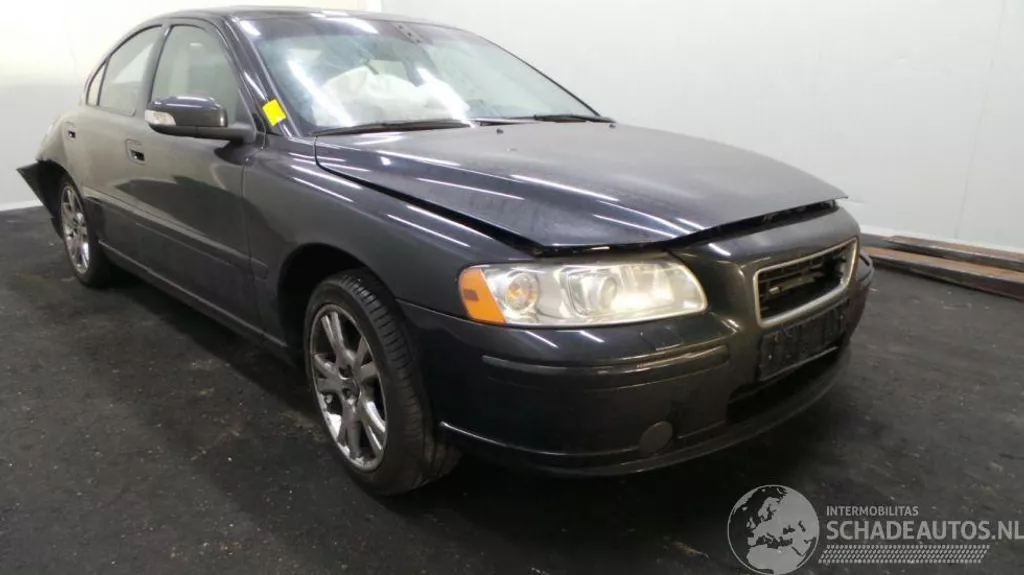 Volvo S60 S-60