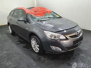 Opel Astra J 1.4 Turbo Sport