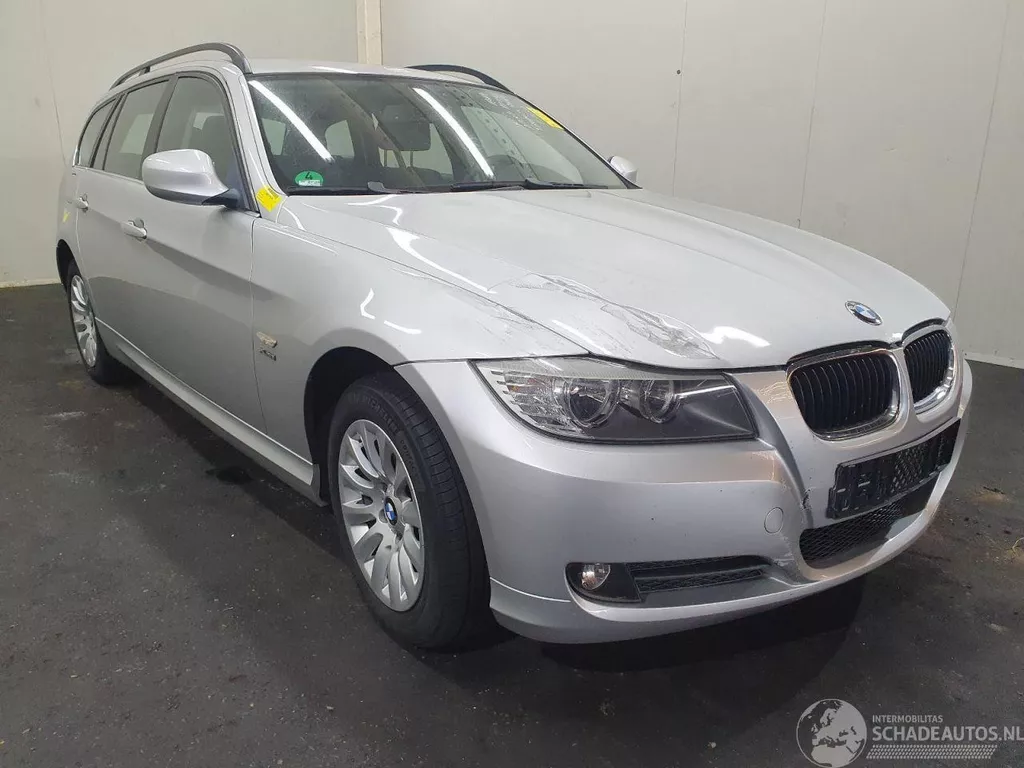 BMW 3 Serie E91 LCI 320D X-DRIVE