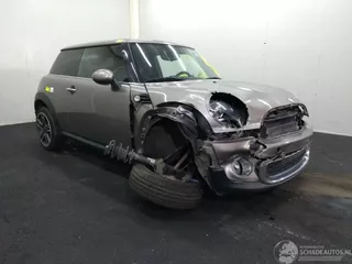 MINI One Mini R56 LCI Red Hot