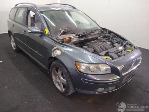 Volvo V50 V-50