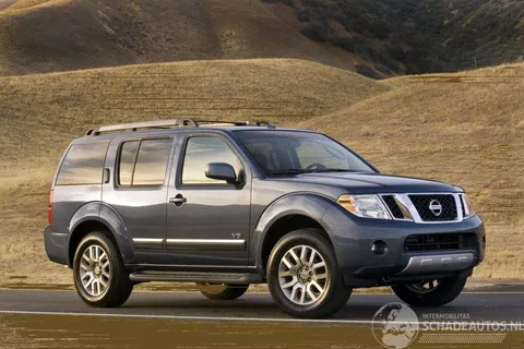 Nissan Pathfinder Path-finder DIVERSE ONDERDELEN LEVERBAAR IN VERSCHILLENDE KLEUREN &amp; UITVOERINGEN