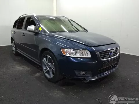 Volvo V50 V-50
