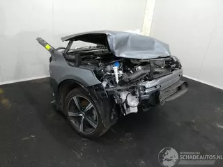 Volvo V40 V-40
