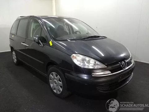 Peugeot 807