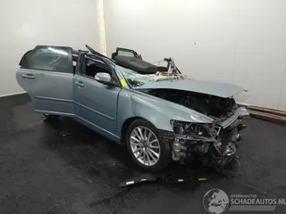 Volvo V50 V-50