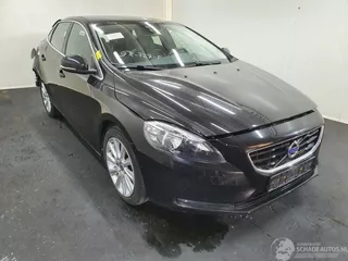 Volvo V40 V-40