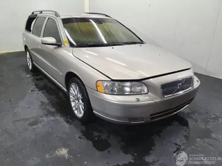 Volvo V70 V-70