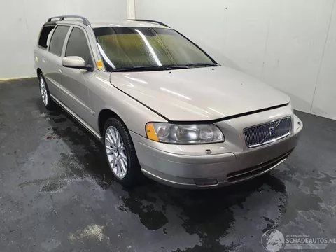 Volvo V70 V-70