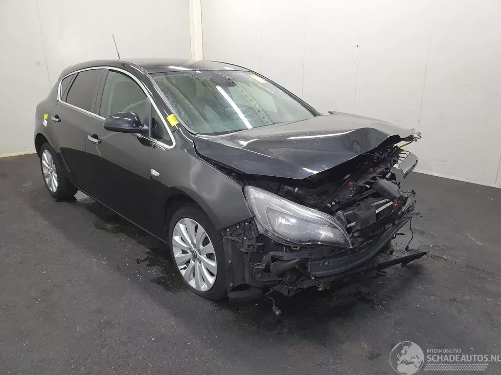 Opel Astra J 1.4 Turbo Cosmo