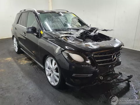 Mercedes-Benz M-Klasse ML350 BlueTec 4Matic