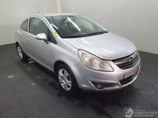 Opel Corsa D 1.4 16v Enjoy