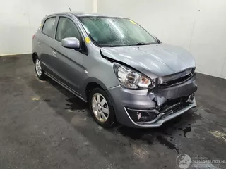 Mitsubishi Space Star A05A 1.0 Cool+